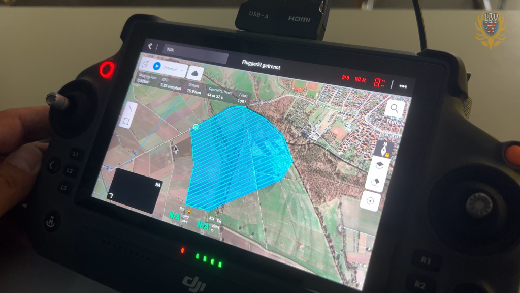Mit em DJI-Controller (Fernbedienung) lassen sich Flugrouten einfach planen und später in das .gpx-Format konvertieren. Foto: Markus Stifter
