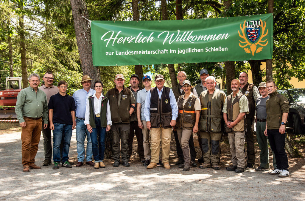 Eröffnung der Landesmeisterschaft 2025 und Begrüßung der ersten Schützinnen und Schützen
