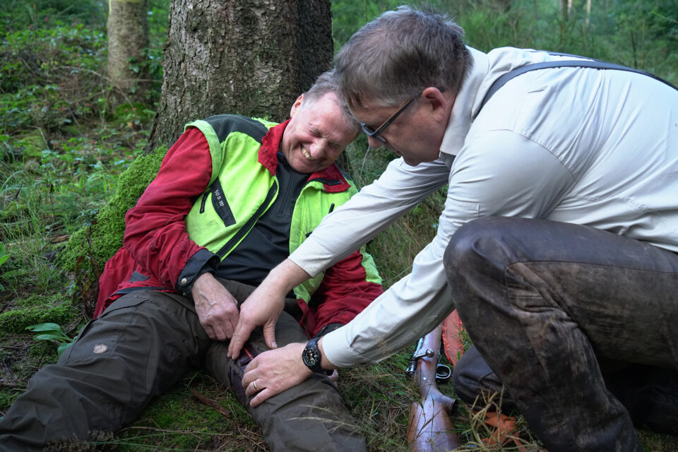 Symbolbild: Ein Jäger wurde bei der Nachsuche verletzt.
